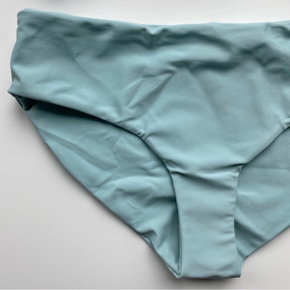 NEW Mikoh “Balboa” top & “Cruz Bay” bottom in size XS - Picture 4 of 12